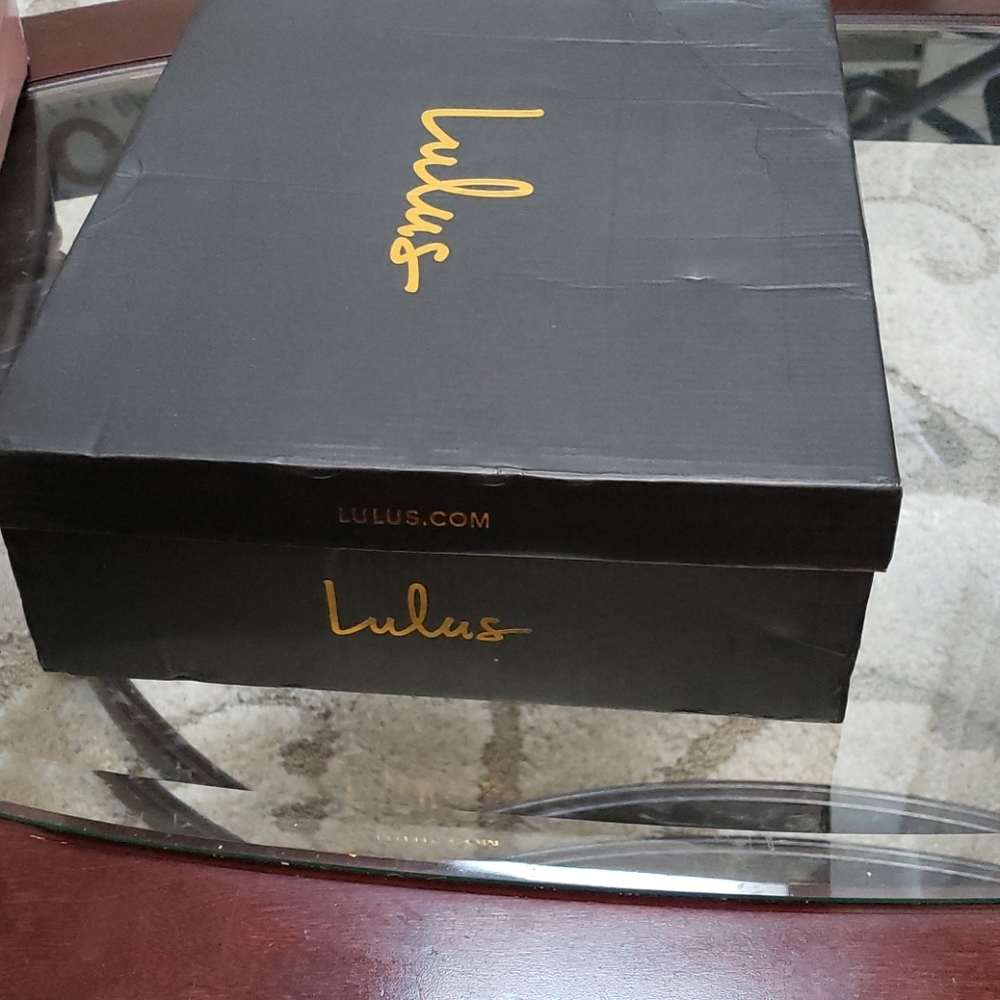 Lulu's empty boot box - Picture 4 of 5